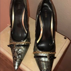 J. Kuo pumps